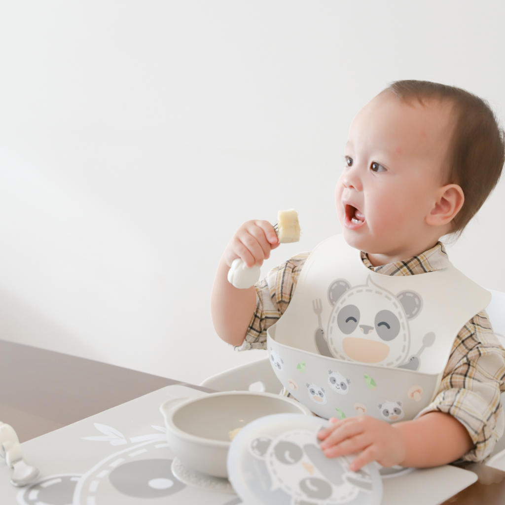 Marcus & Marcus Toddler Self Feeding Training Set – Suction Bowl with Lid, Palm Grasp Spoon & Fork, Silicone Cup
